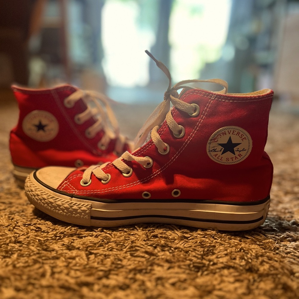 Converse Red High Tops - Size 6